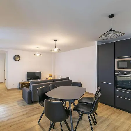 Grand Confort, 4-8 Pers, Centre Cauterets, Balcon, 500m Des Pistes - Fr-1-401-266 Lejlighed *