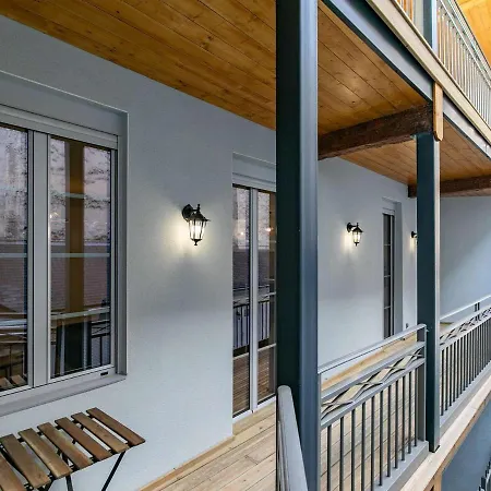 Grand Confort, 4-8 Pers, Centre Cauterets, Balcon, 500m Des Pistes - Fr-1-401-266 Lejlighed